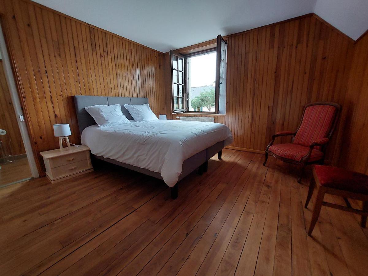 Villa chez Jean-Marc et Colette à Le Molay-Littry Extérieur photo